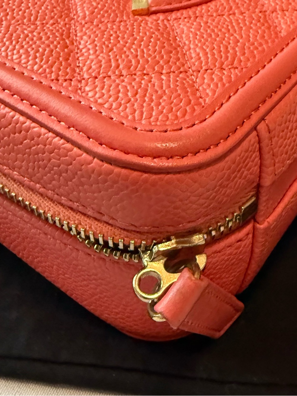 Chanel Quilted Filigree Vanity Case - Picture 4 of 11